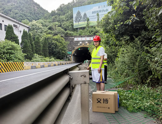 新建隧道对既有缙云高速隧道的振动监测_矿山开采