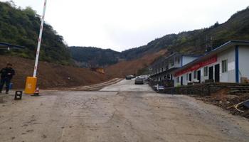云南乌峰银盘采石场爆破振动监测_露天爆破