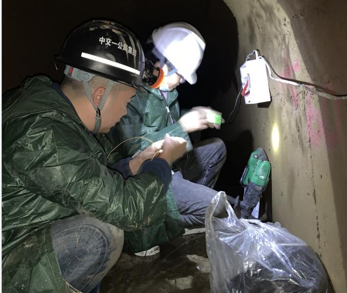 新建华蓥山隧道爆破施工邻近引水洞监测_地下爆破