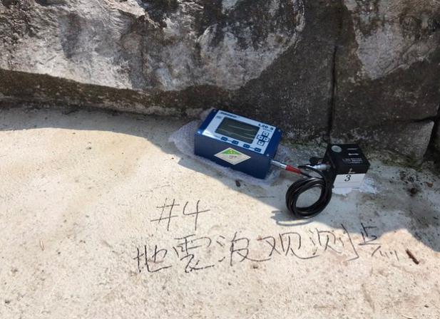 德力钙业砂石矿预裂爆破项目_undefined
